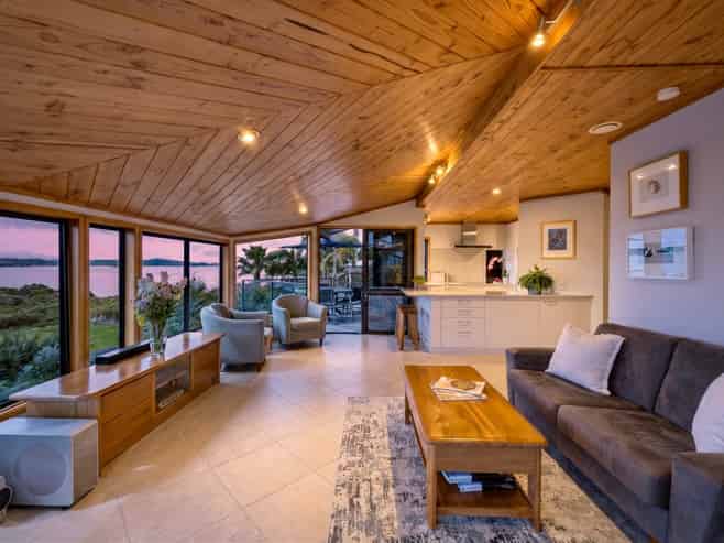 17 The Lookout, Kerikeri
