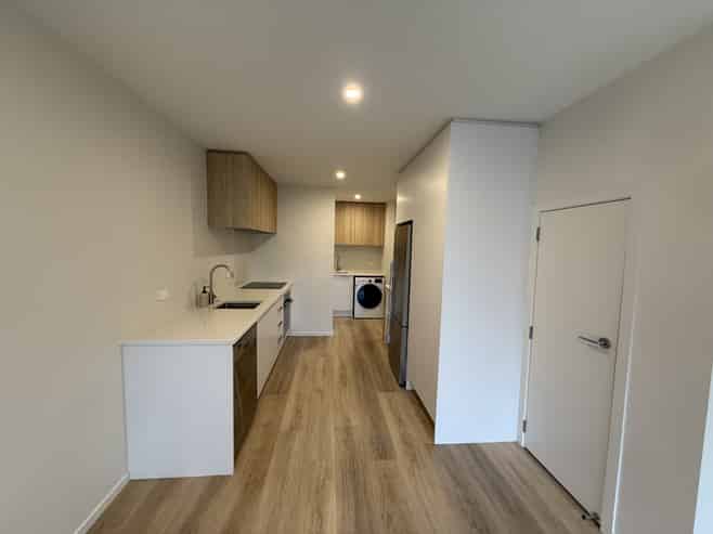 2/35 Sladden St, Naenae