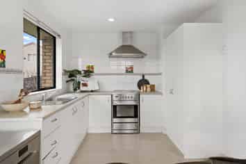 5 Serenity Place, Otara