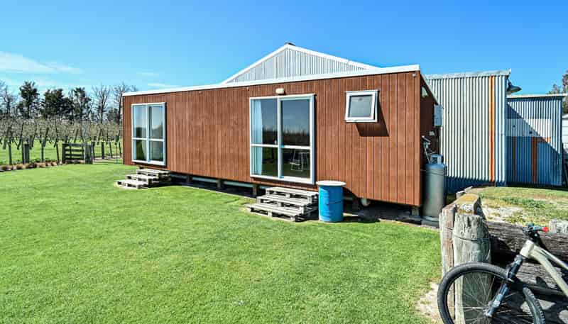 264 Paki Paki Road, Longlands