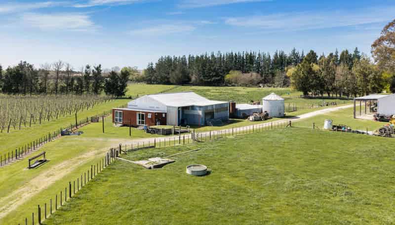 264 Paki Paki Road, Longlands