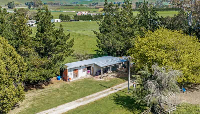 264 Paki Paki Road, Longlands