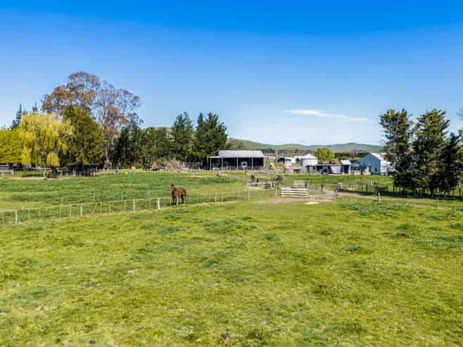 264 Paki Paki Road, Longlands