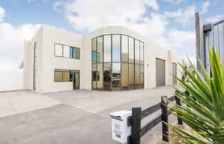 Workshop, warehouse and offices