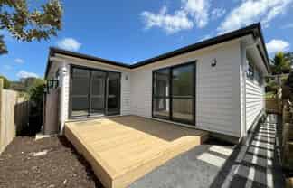 3/3 Glenbervie Crescent, Massey