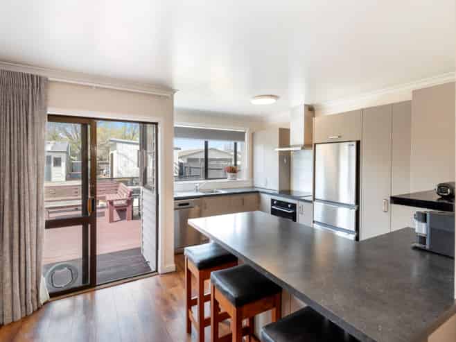 14 Fatima Street, Redwood