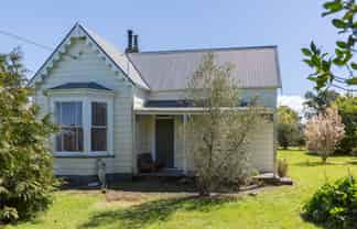 3363 State Highway 2, Carterton