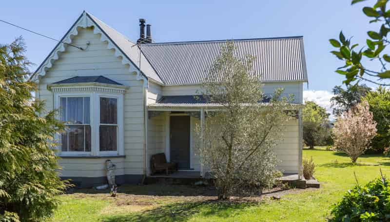 3363 State Highway 2, Carterton