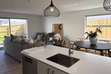 6 Studio Lane, Rolleston