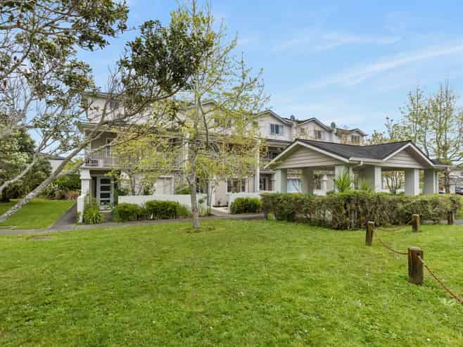 8/11 Hatfield Place, Albany