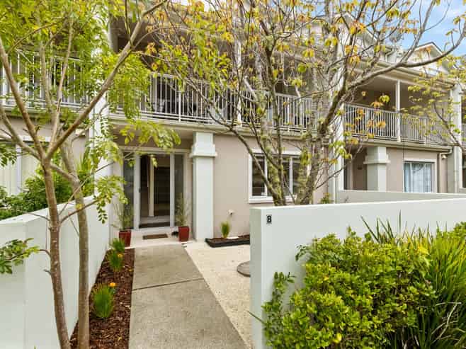 8/11 Hatfield Place, Albany
