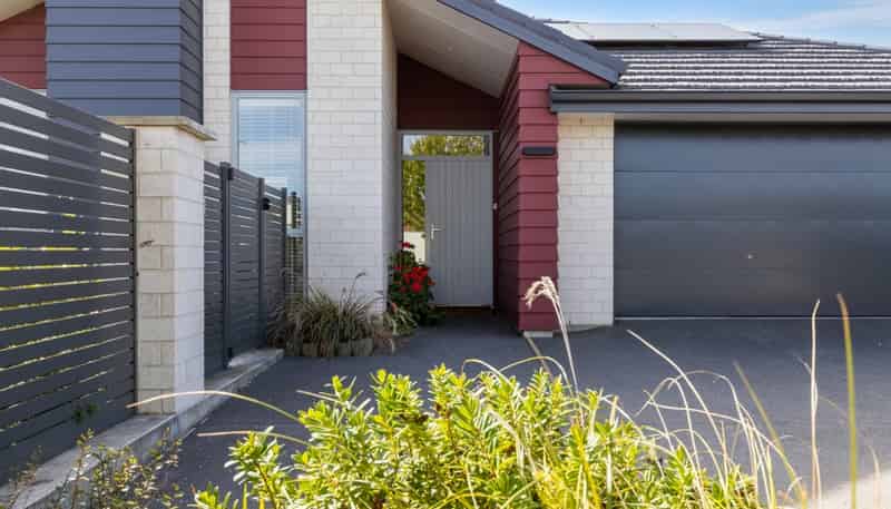 18 Rose Manor Drive, Springlands