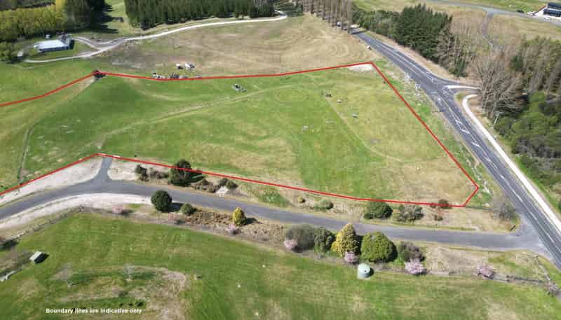 2/760 Whangamata Road, Kinloch