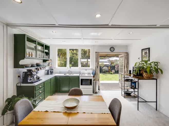47 Shakespeare Road, Bluff Hill