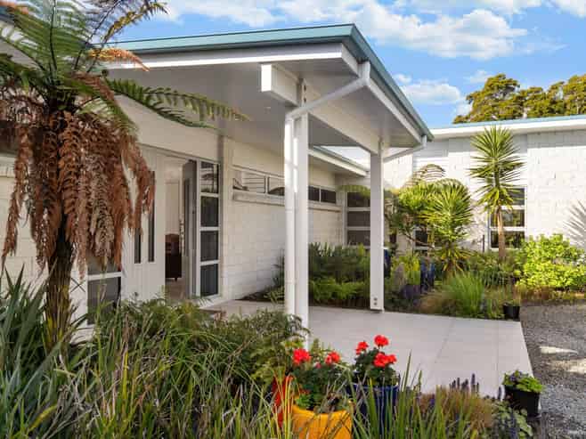 168 Logan Road, Buckland