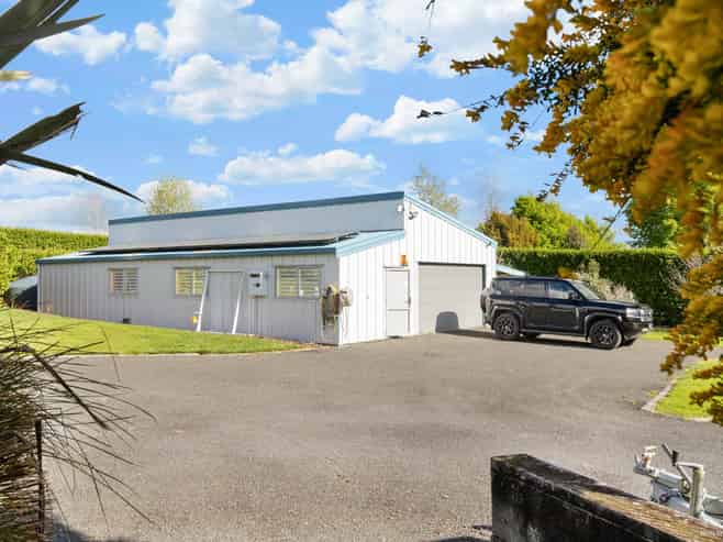 168 Logan Road, Buckland