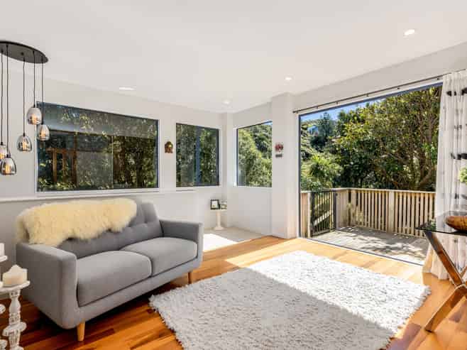 13 Avonlea Grove, Belmont