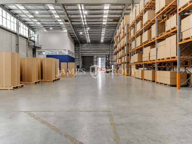 10,213m² High-Stud Warehouse in Airport Precinct