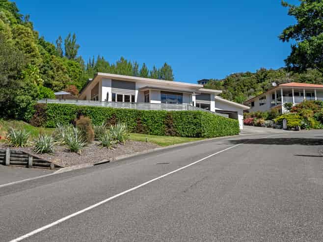 75 Panorama Drive, Enner Glynn