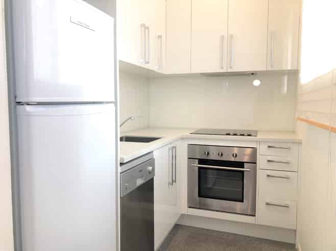 2/7 Queens Parade, Devonport
