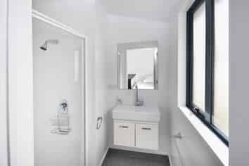 Room 2/26A Cargill Street, Dunedin Central