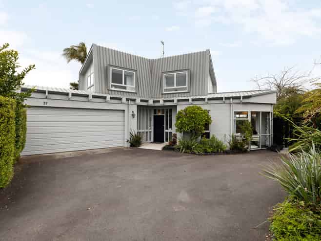 37 Balfour Crescent, Riverlea