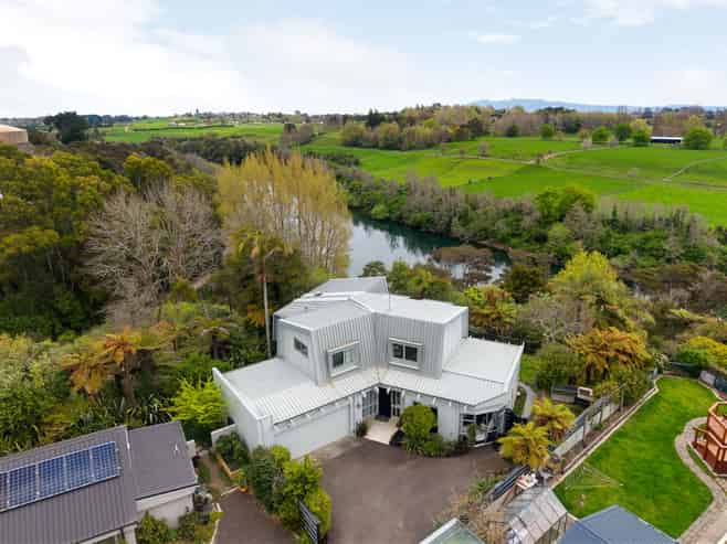 37 Balfour Crescent, Riverlea
