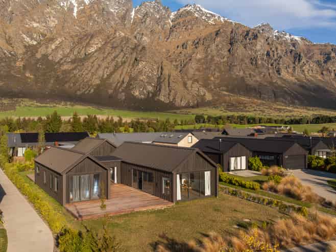 19 Glenfiddich Road, Jacks Point