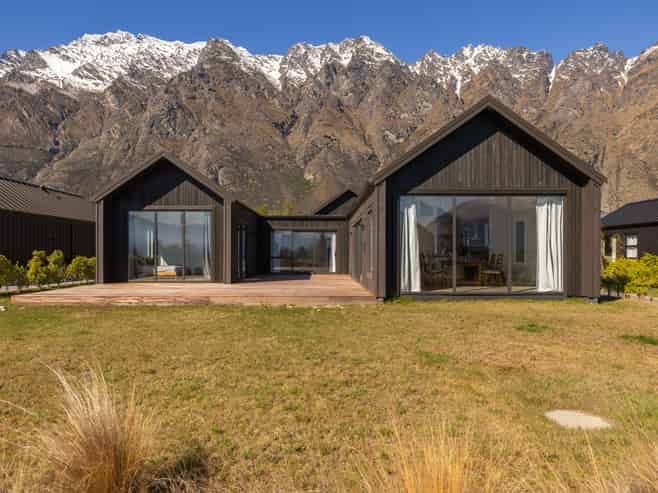 19 Glenfiddich Road, Jacks Point