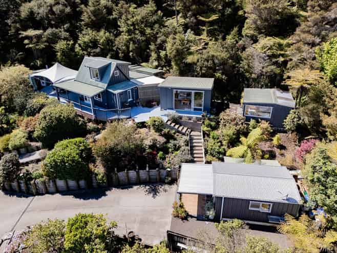 50 Oxford Terrace, Coromandel