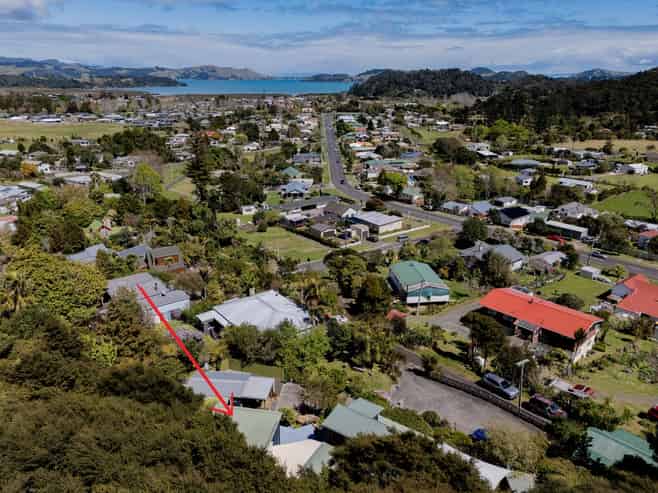 50 Oxford Terrace, Coromandel