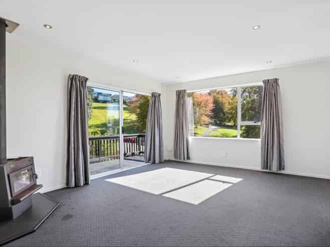 20 Zingaro Place, Massey