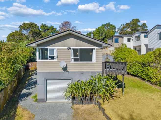 20 Zingaro Place, Massey