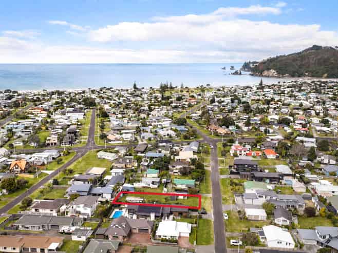 216 Sylvia Road, Whangamata