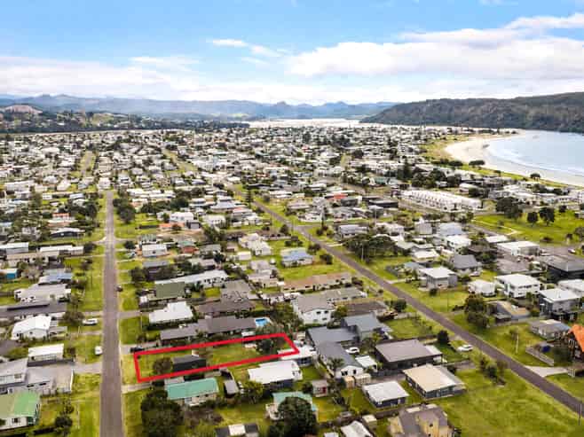 216 Sylvia Road, Whangamata