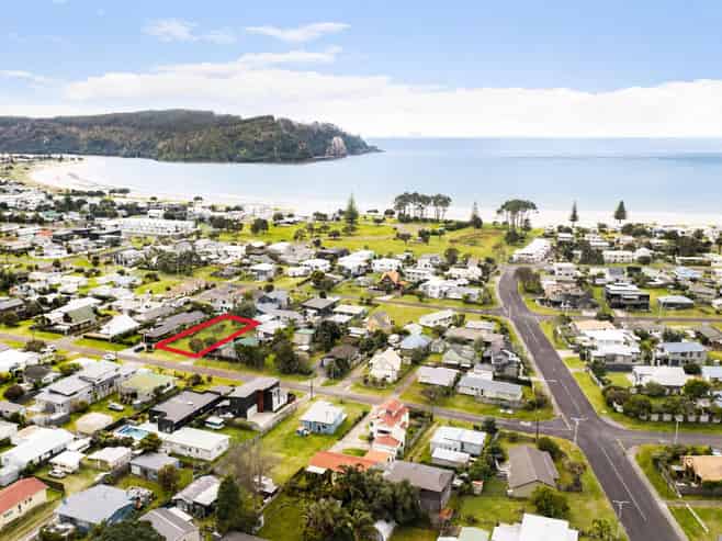 216 Sylvia Road, Whangamata