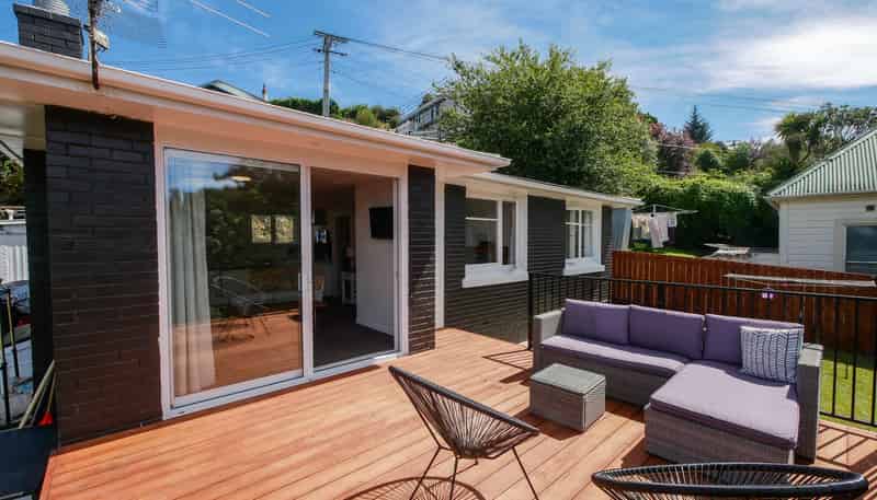 7 Avoca Street, Mornington