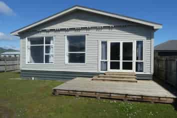 2 Pitt Street, Cobden