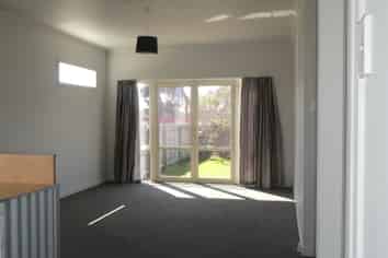 2 Pitt Street, Cobden