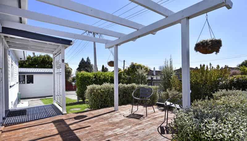 1/16 Newall Avenue, Stoke