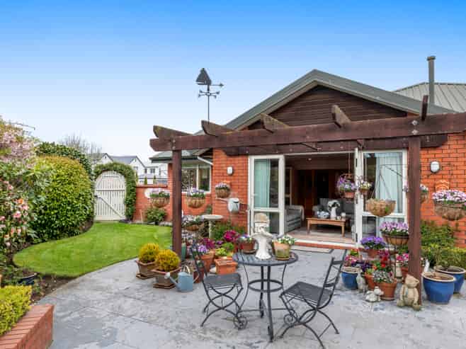 20 Lexington Place, Shirley