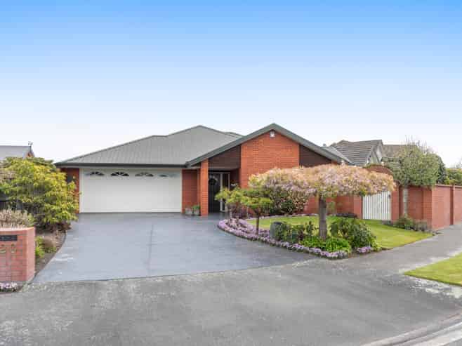 20 Lexington Place, Shirley