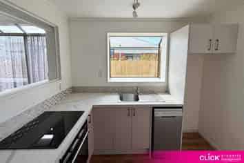 B/5 Larkworthy Street , Saint Kilda