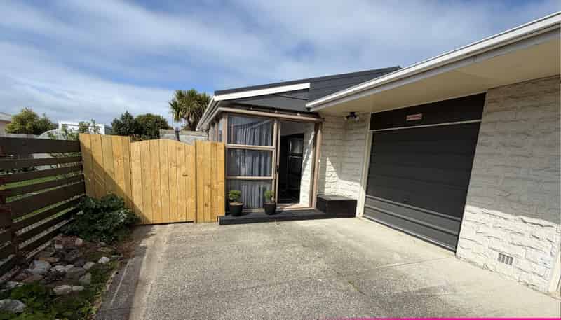 B/5 Larkworthy Street , Saint Kilda