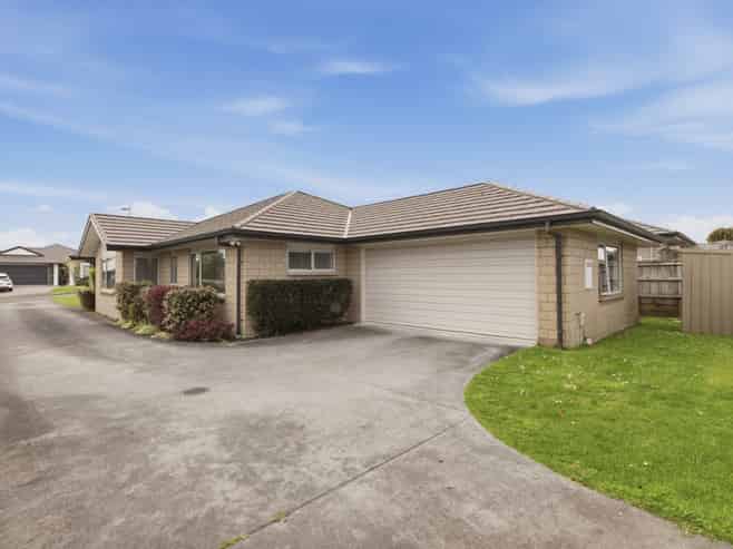 5 Penetaka Heights, Pyes Pa