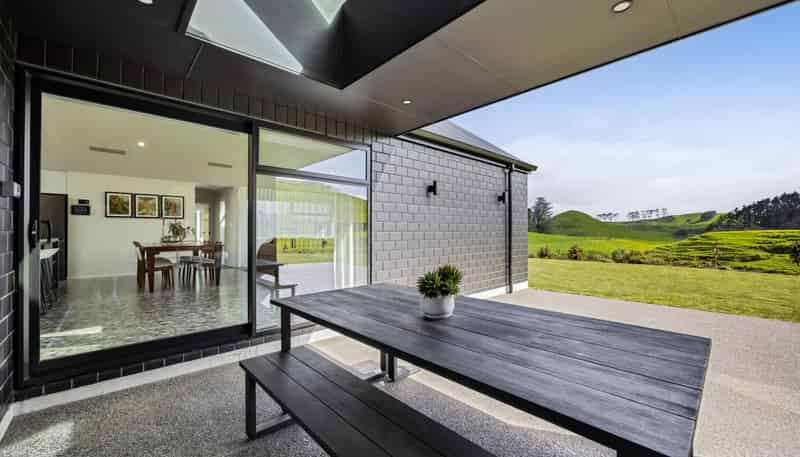113 Tarata Road, Inglewood
