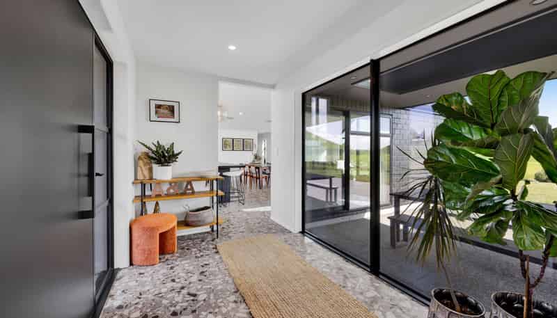 113 Tarata Road, Inglewood