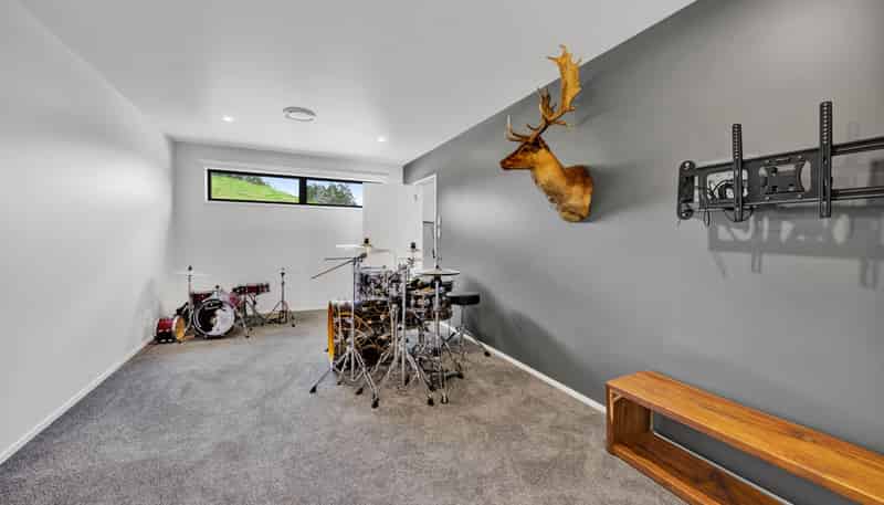 113 Tarata Road, Inglewood
