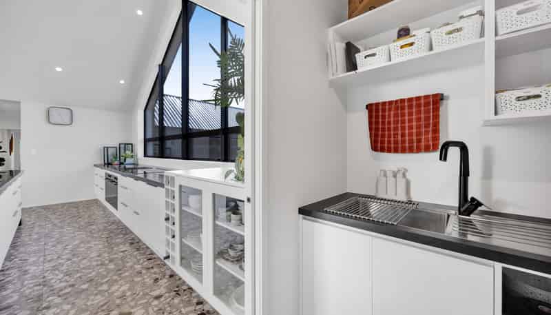 113 Tarata Road, Inglewood