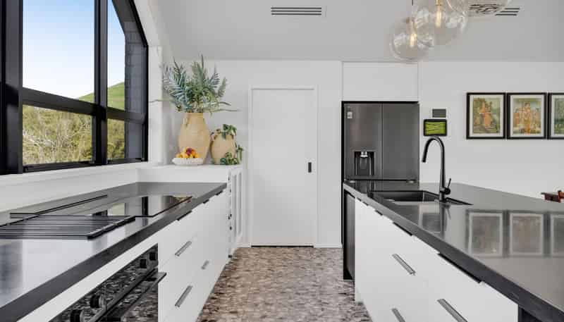 113 Tarata Road, Inglewood